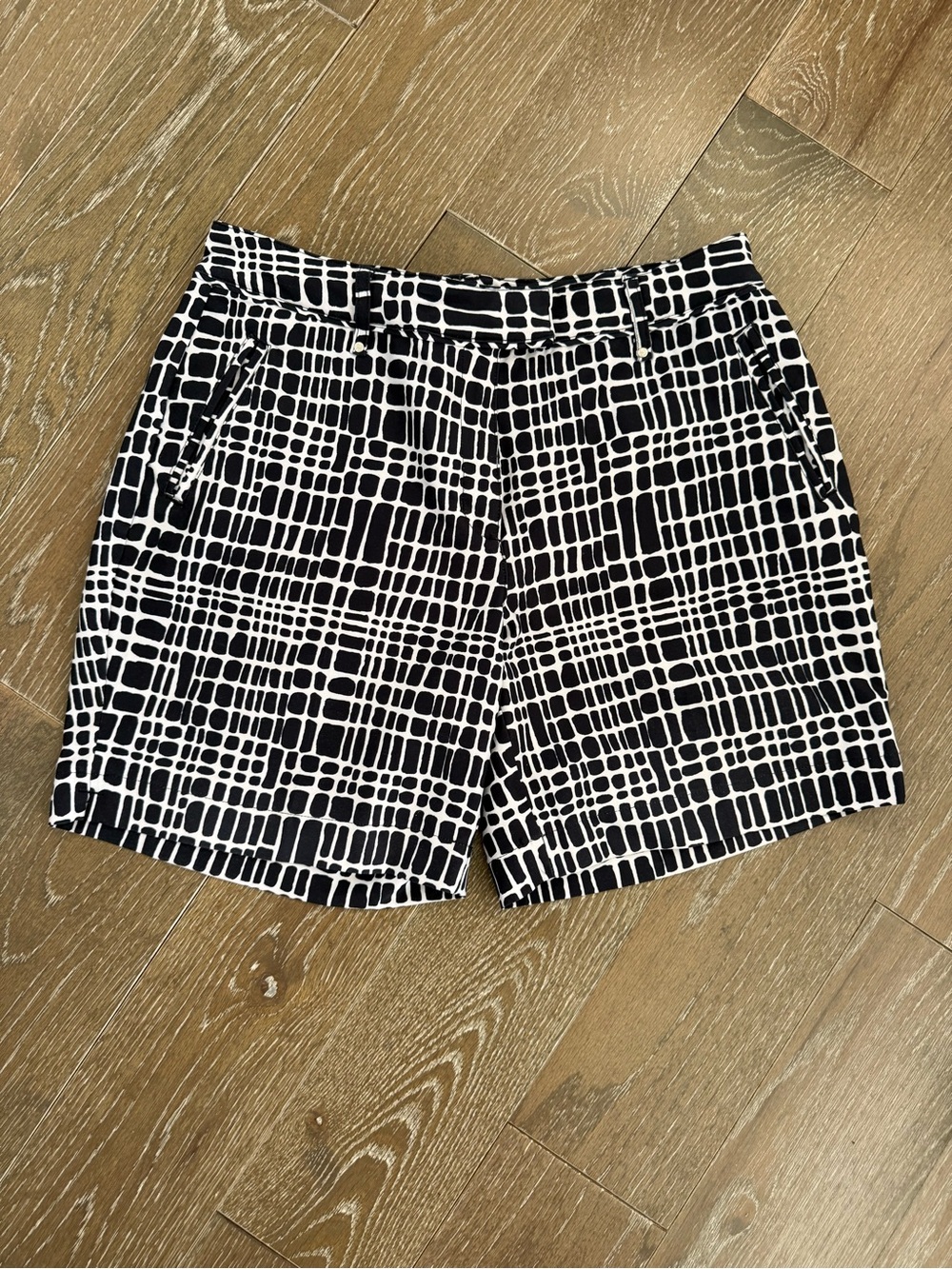 Lady Hagen Black & White Grid-Pattern Bermuda Golf Shorts